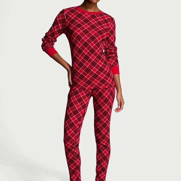 Victoria's Secret NWT! Red Plaid Pajama Set - Picture 1 of 6